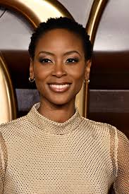 Crossbones" Antoinette (TV Episode 2014)