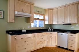 Natural Maple Shaker Kitchen Cabinets Maple Kitchen Cabinets Maple Kitchen Maple Cabinets