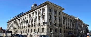 Alle empfänger eines stipendiums schließen mit der senatsverwaltung für bildung, jugend und familie einen vertrag, in dem sie sich verpflichten, im anschluss an masterstudium und vorbereitungsdienst für drei jahre in berlin als lehrkraft tätig zu sein. Altes Stadthaus Gebaude Berlin Berlinstadtservice