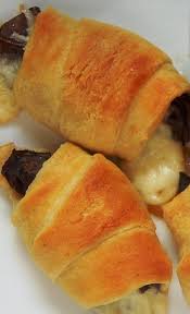 French Dip Crescents Recipe In 2020 Delish Recipes Recipes Foodie Recipes
