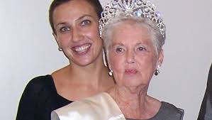 Ladies shine at pageant for residents of Clay nursing and assisted living  facilities