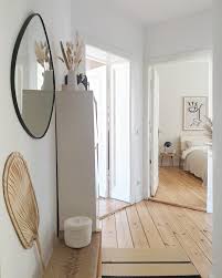 Badezimmer nicht komplett fliesen badezimmer ohne bohren badezimmer neu gestalten vorher nachher badezimmer ohne fugen erfahrungen badezimmer möbel badezimmer. Flur Deko Ideen So Gestaltest Du Deinen Flur Einladend