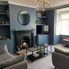A navy feature wall is such an easy way to add drama and a touch of decadence to your living space. 15 Beautiful Blue Rooms