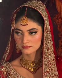 Zunaira's (@zunairas_makeup_studio) • Instagram photos and videos