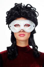 Ob nun als pantomime oder als bestandteil eines historischen kostüms: Venezianische Halb Maske Weiss Gold Modell 65 56dress Me Up Der Onlineshop Fur Kostume Perucken Und Accessoires