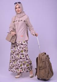 Diskripsi produk sudah ada digambar ya.real pic.(foto asli barang yg akan dikirim) good quality gan. 30 Ide Keren Model Baju Muslim Setelan Kulot Maria Space