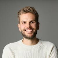 100+ "Luis King" profiles