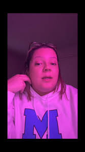 ✨little announcement✨ ( bare with me im super awkward and probably repeated  myself a lot ) 🤣🤣 drop a book recommendation in the comments and we’ll  get this started 🫶🏻