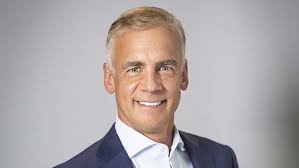 Novacap raises $1bn for digital infrastructure fund