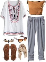 What To Wear In Sri Lanka Temples Towns And Beaches Thailand Outfit Travel Outfit Clothes