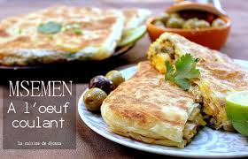 Msemen Farci A L Oeuf Coulant Facon Mahjebs Carres Recette Msemen Farci Msemen Recette De Cuisine Marocaine