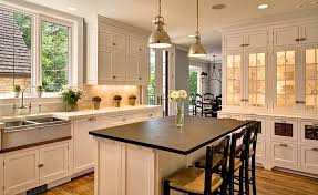 Here are some of the top kitchen remodeling ideas for the year, along with their expected costs and pros and cons of each update. Traditional Kitchen Remodel 12 Amazing Remodeling Ideas