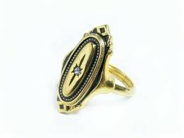 Vtg Kensington Victorian Ring Gold Oval Etched Trim Rhinestone Center Adj 5 6 Sz Avon Cocktail In 2021 Victorian Rings Gold Rings Avon Rings