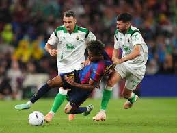 El Barcelona vence con solvencia al Racing