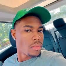 Mark Barrios's Instagram, Twitter & Facebook