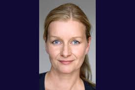 Julia Encke wird neue Literaturchefin der Frankfurter Allgemeinen  Sonntagszeitung — Frankfurter Allgemeine