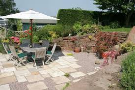 Slabs With Gravel Paving Stone Patio Patio Stones Patio