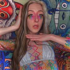 Waves flowin' around, free Color me in love Never dull when vou're  beautiful🌈 Peep my amazing backdrop (aka my studio ghibli blanket that I  use every single night) that we got from @