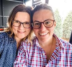 Jennifer Volpe's Instagram, Twitter & Facebook