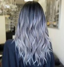 Grannyhair 2 0 Graue Ombre Haare Sind Jetzt Trend Graues Ombre Haar Haare Grau Farben Ombre Haare