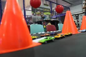 Recreation center in petaling jaya, malaysia. Mon Fri 2 Hour Trampoline Park Access For 2 People River Valley Singapore Best Deals Near You Fave