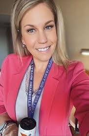 Laura Satterly's Instagram, Twitter & Facebook