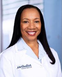 Tracy Thigpen's Instagram, Twitter & Facebook