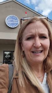 Jenny Frey's Instagram, Twitter & Facebook