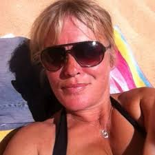 Caroline whitehead (@caroline_sec)