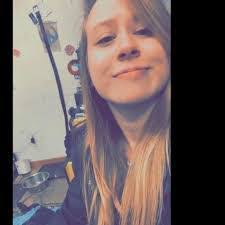 Sydney Stivers's Instagram, Twitter & Facebook