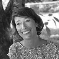 Melanie Borg's Instagram, Twitter & Facebook