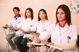 We At Vlcc Institute Give You An Environment And Training That Helps You To Achieve Your Dream Job What Beauty Health Cou Cosmetology Insight Beauty