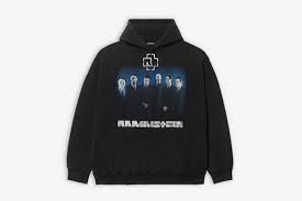 Discover all details on how to return in the client service area. 7e Awprw724slm