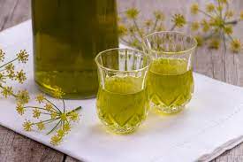 Se necessario filtrate di nuovo con una garza il liquore ottenuto. Liquore Al Finocchietto Selvatico Profumato E Digestivo La Cucina Italiana