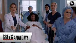 Us genres :drame format :43min production : Jo Supports A Patient Grey S Anatomy Season 15 Episode 19 Youtube