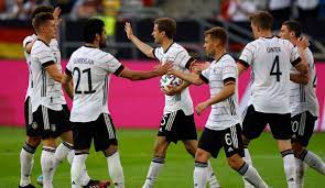 Mats hummels ist im kader für em 2021 dabei. Deutschland Lettland 7 1 Dfb Team Tankt Vor Der Em Selbstvertrauen