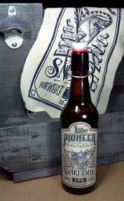 Pioneer Brewery Snakebite Ipa By Jason Thornton Via Behance Beer Design Beer Label Design Brewery