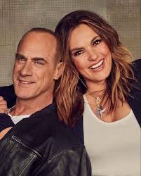 Fabulous 💕 now we need Elliot & Olivia to get together! 💕