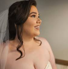 Anyone know what they are building behind Olive Garden???