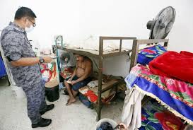 Hal ini menyebabkan penguasaan ilmu pengetahuan dan teknologi menjadi rendah. Dapur Ruang Tamu Jadi Tempat Tidur Pekerja Asing