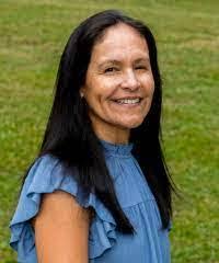 Yolanda Heller's Instagram, Twitter & Facebook