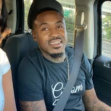 Kendra Whitaker and Jamaal Sims' Wedding Website