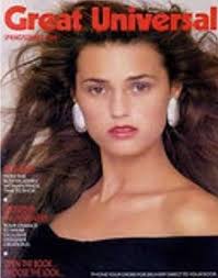 Who's mum had one of these? The hours spent going through looking for  Christmas presents 😅