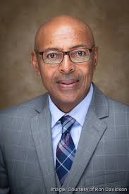 Ron Davidson's Instagram, Twitter & Facebook