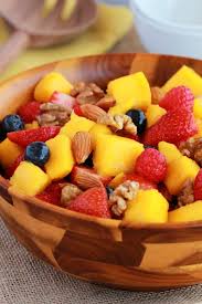 1001 Recettes Fraiches Et Legere Pour Concocter La Salade De Fruits D Ete Parfaite Salade De Fruits Recette Salade De Fruits Alimentation