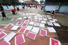 Check spelling or type a new query. Yuk Belajar Membuat Kertas Daur Ulang