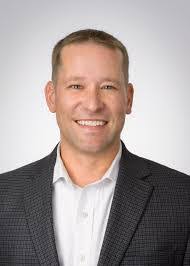 Thomas Arndt's Instagram, Twitter & Facebook