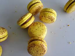Macaron Mogador De Pierre Herme La Cuisine De Thomas Macaron Chocolat Recette Macaron Fourrage Macaron