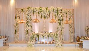 Based in glendale, california, garden flowers & gifts is a wedding flower provider that offers local solutions to couples tying the knot. Renaissance Grand Ballroom A Lavish Wedding Venue In Los Angeles