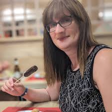 We're going to the 1pm circus show. Do we have to enter before a certain  time?